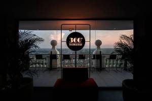 360º Sky Bar