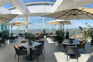 Aureole Fusion Restaurant And Lounge