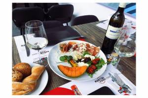 M1 Martini Bar-Cafe & Rooftop