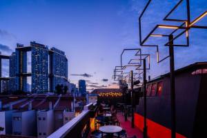 Levant Bar