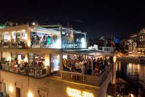 Barracuda Rooftop Lounge